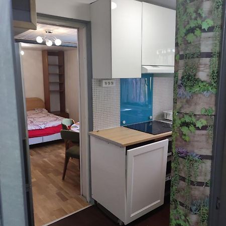 Studio Independant Dans Un Maison Apartman Saint-Denis  Kültér fotó