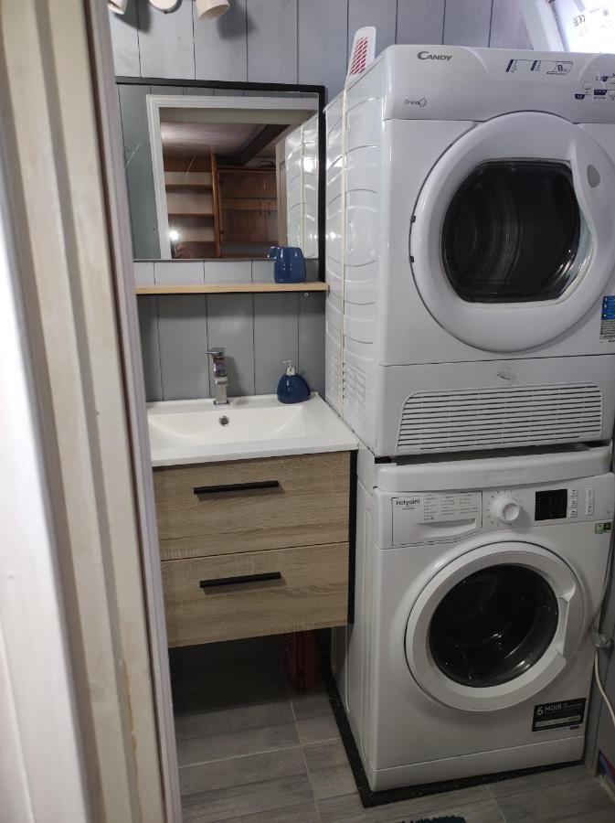 Studio Independant Dans Un Maison Apartman Saint-Denis  Kültér fotó
